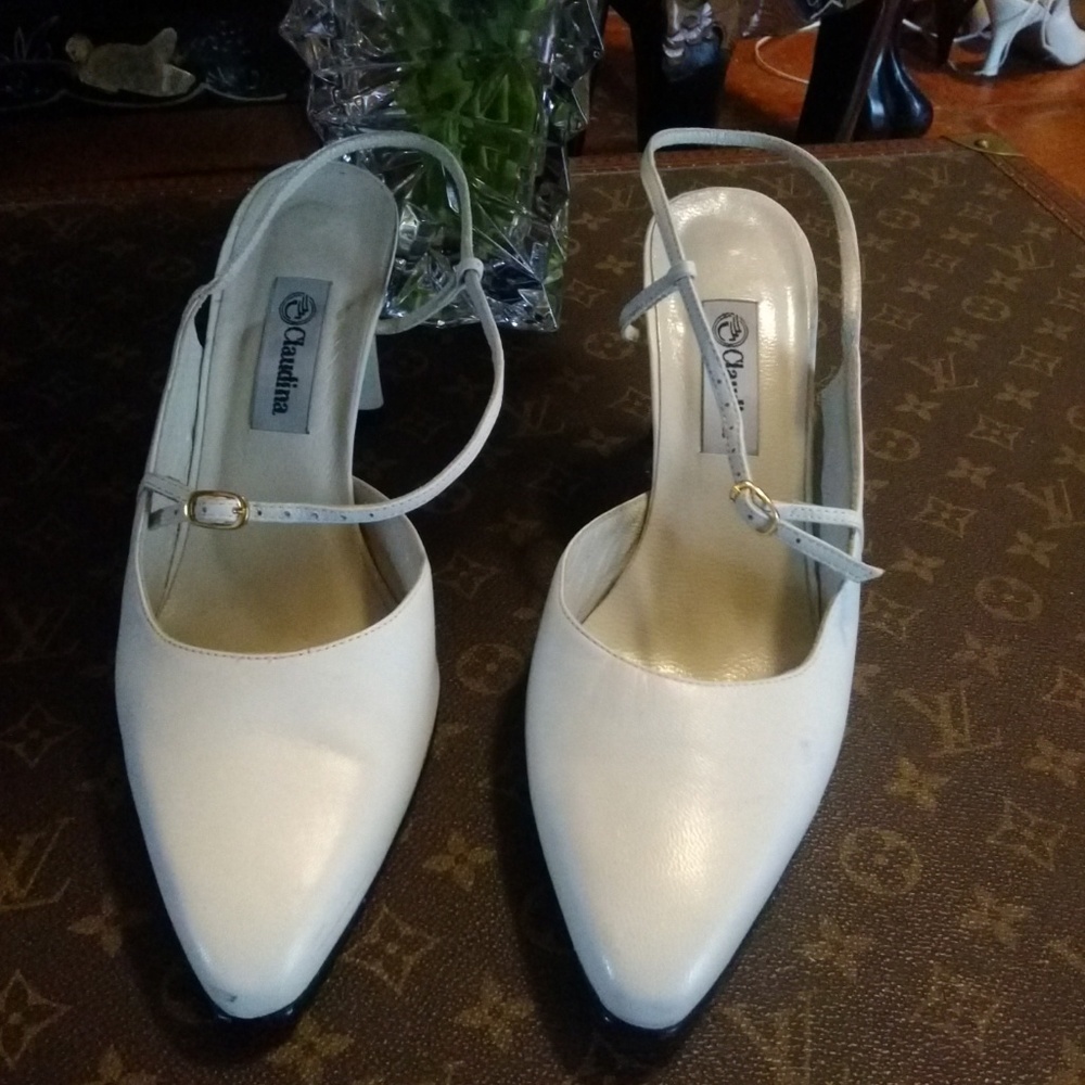 Shoe's by Claudina